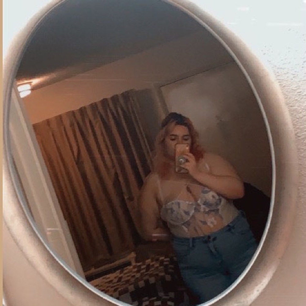 Meet your Posher, Kait